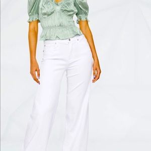 NWT 7 for All Mankind Modern Dojo white jeans.